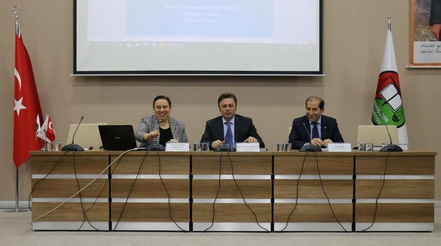 Tüketici Hakları Uygulamaları semineri düzenlendi