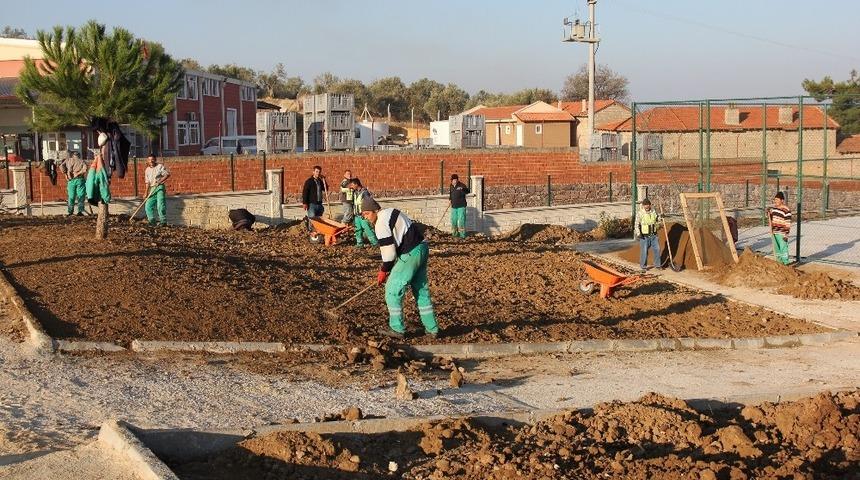 Burhaniye&rsquo;de eğitime belediye desteği