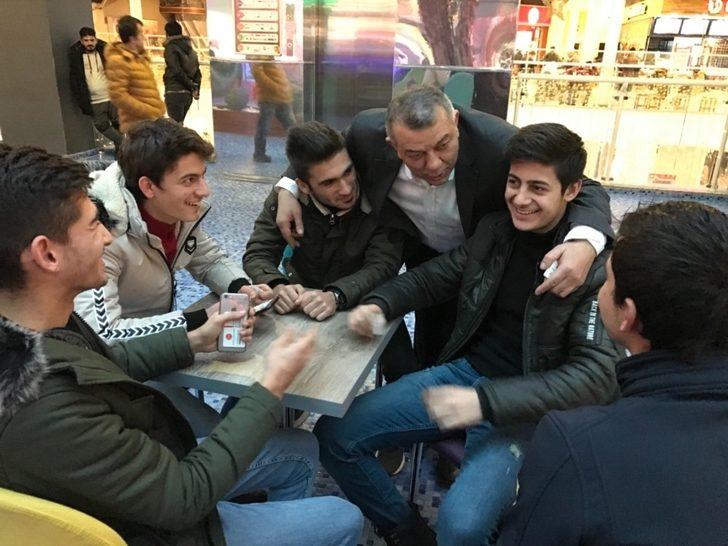 MHP Belediye Başkan adayı Bıyık esnafı dinledi G5