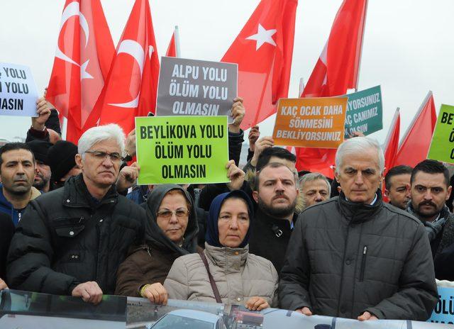 Eskişehir'de 'ölüm yolu' eylemi