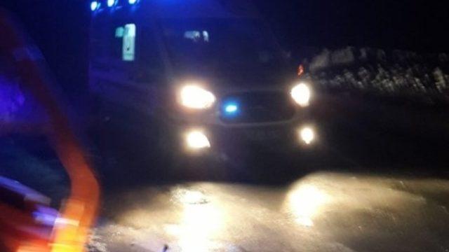 AFAD ekipleri amfibik araçla hasta çocuğu kurtardı