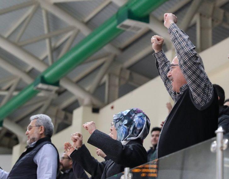 MBB Kadın basketbol takımı rakip tanımıyor G5