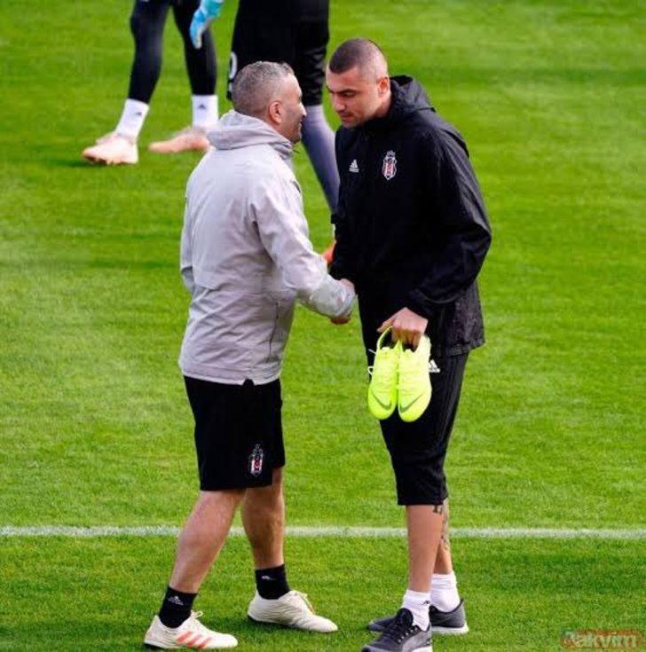 - Burak Yılmaz'a herkesten daha fazla sahip çıkıp, Beşiktaş'a kazandırmak gerekir. Beşiktaşlılık duruşu bunu gerektirir. Bu çocuğa sahip çıkmamız lazım.