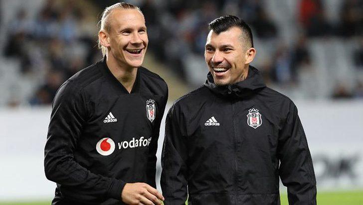 - Medel ve Vida bizim satmak istediğimiz oyuncular değil. Bize gelmiş resmi bir teklif yok, tamamen dedikodu.