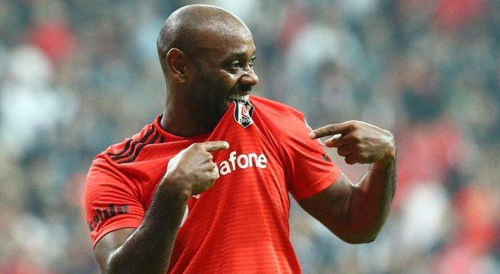 - Vagner Love'un talepleri var, bizim taleplerimiz var, bir türlü uyuşmadı. Büyük ihtimalle bir kulüp bulacaktır, kadro planlamasında düşünülmüyor.