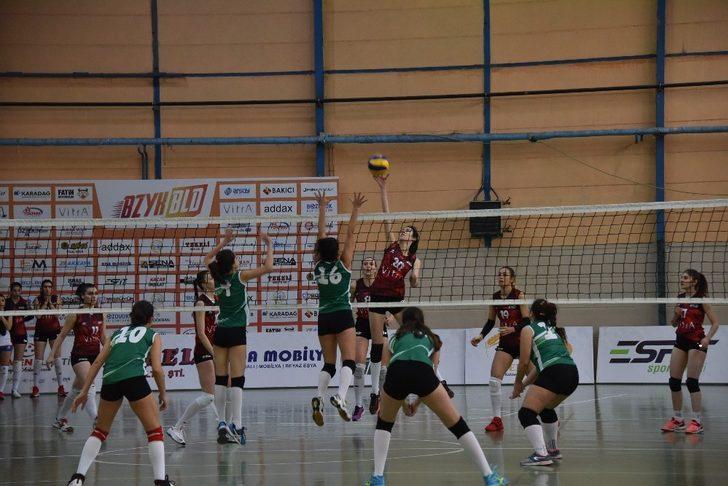İdman Yurdu Spor, Zonguldak DSİ Voleybol Takımını 3-0 mağlup etti G4