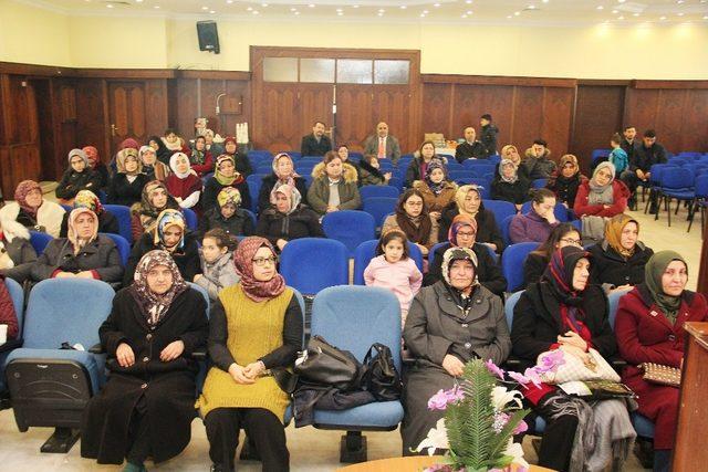 İl Müftülüğü’den Umre semineri