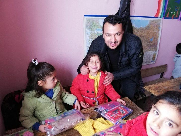 AK Parti Başkale Gençlik Kollarından örnek davranış G1