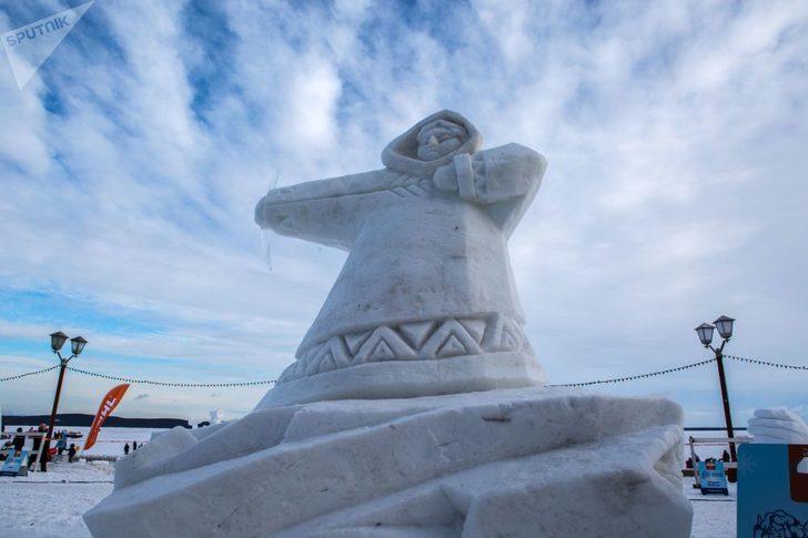 Festivallerde yapılan muhteşem kardan heykeller G4