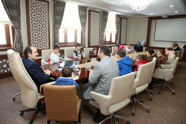 Minik yüreklerden Yemen için anlamlı bağış G2