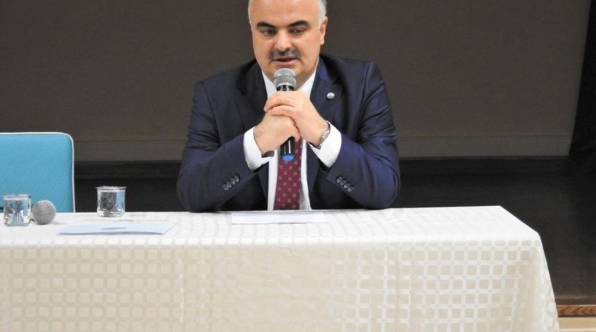 Trakya Üniversitesi’nden Küçükçekmece’de öğretmenlere seminer