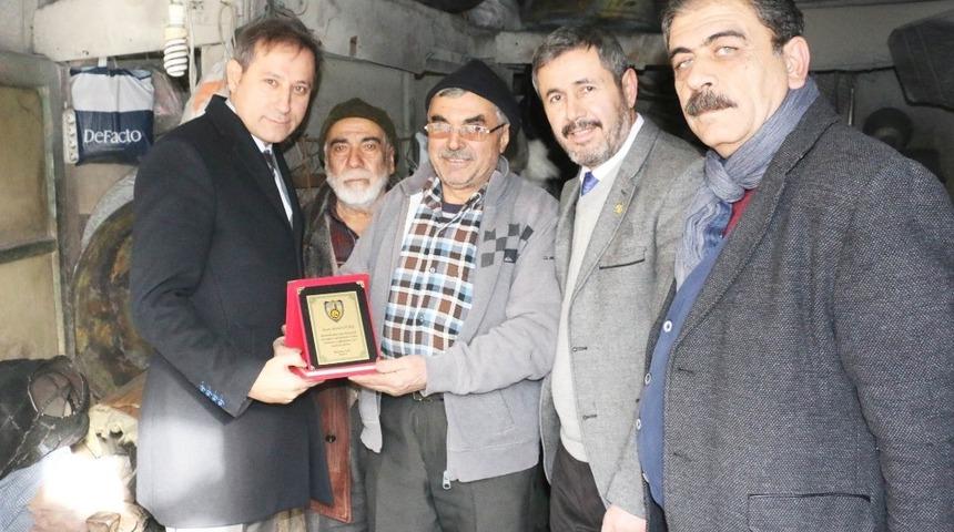 Konya Bakırcılar Odası emektar esnaflarını unutmadı