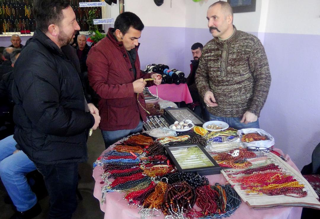  Altın ve d&ouml;vize karşı alternatif yatırım tespihler araba fiyatına satılıyor