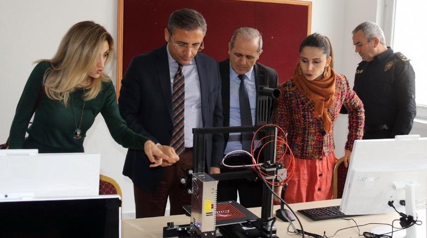 Akdeniz&rsquo;de robotik kodlama sınıfı a&ccedil;ıldı