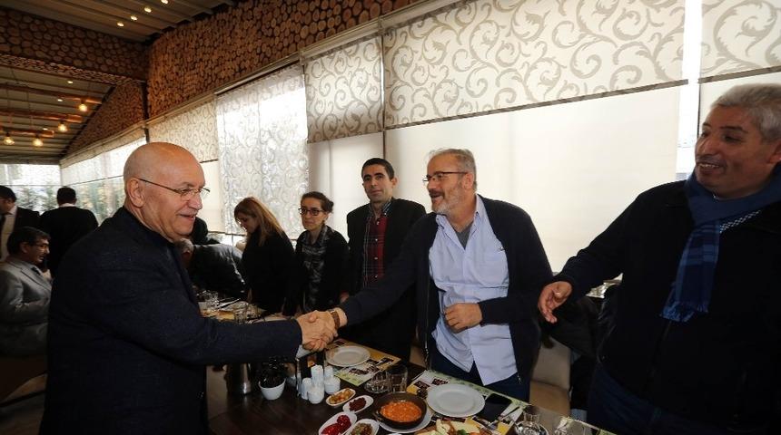 Başkan Yaşar, basın mensupları ile buluştu