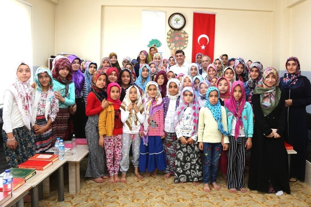 Binlerce kişiye eğitim imkanı