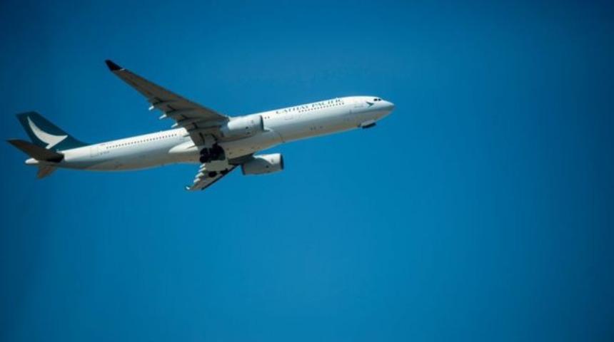 Cathay Pacific 16000 dolarlık biletleri yanlışlıkla 1512 dolara sattı