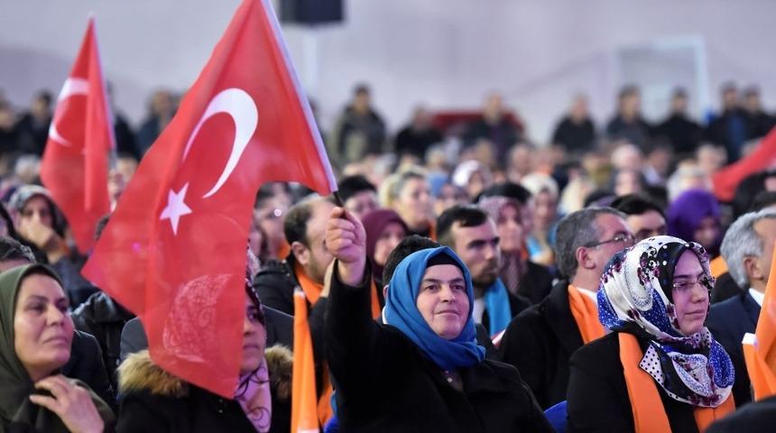 Başkan Cahan 5 yıllık icraatlarını anlattı: