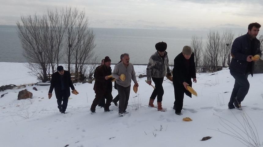 Erciş Avcılar Derneğinden &ouml;rnek davranış