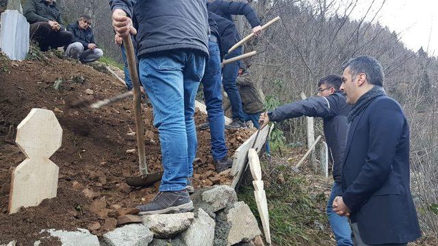 İYİ Parti Yomra Belediye Başkan Adayı Bıyık’ın acı günü