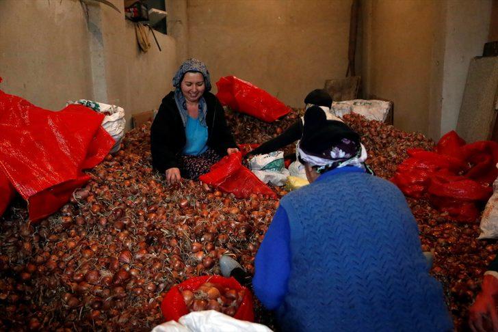 Moda tasarımcılığını bırakan  Nevin Yüncü çiftçi oldu G2