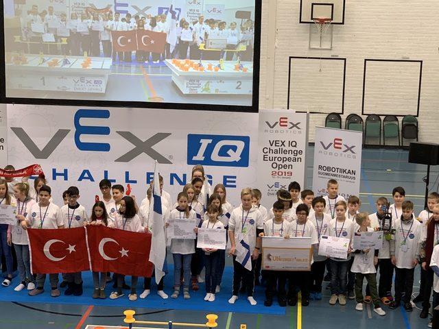 Türk öğrencilerden Finlandiya'daki Robotik Yarışması'nda büyük başarı