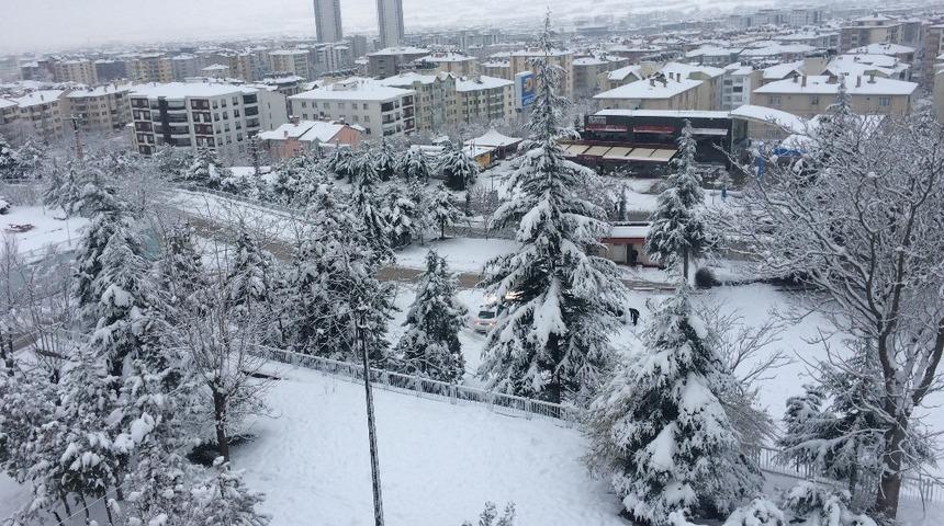 Meteorolojiden 5 il i&ccedil;in kuvvetli yağış ve fırtına uyarısı