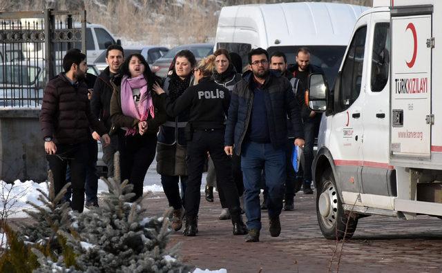 Sivas'ta fuhuş operasyonu: 4'ü kadın 5 kişiye gözaltı
