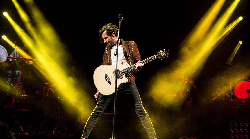 Kenan Doğulu'dan 360 derecelik bir ilk!