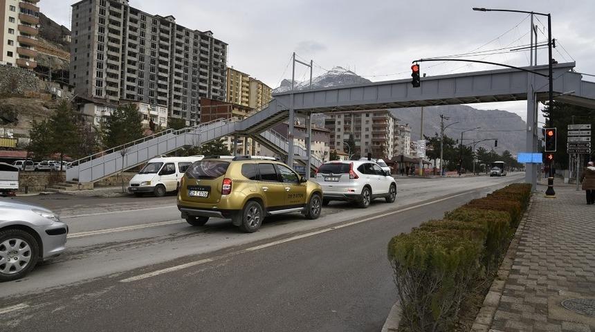 G&uuml;m&uuml;şhane Belediyesi &rsquo;akıllı sinyalizasyon&rsquo; d&ouml;nemini başlattı