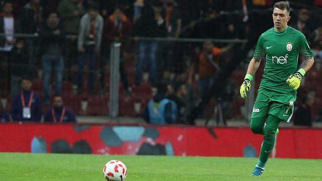 Fernando Muslera, Boluspor maçının kamp kadrosunda yer almıyor