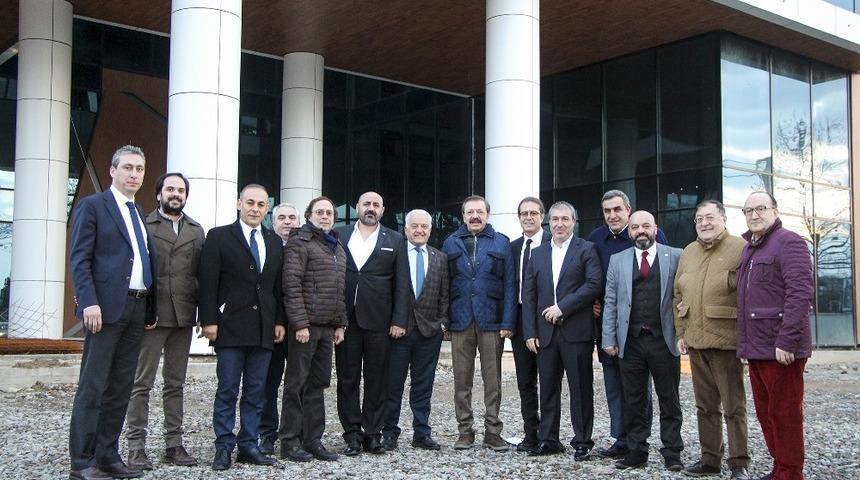 TOBB Başkanı Hisarcıklıoğlu YTSO’yu ziyaret etti