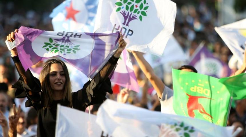 HDP Diyarbakır adayı kim olacak? 3 isim arasından Sel&ccedil;uk Mızraklı ismi &ouml;ne &ccedil;ıkıyor (Sel&ccedil;uk Mızraklı kimdir?)