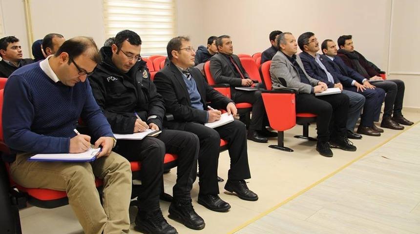 Dumlupınar&rsquo;da &rsquo;&rsquo;Proje yazma ve y&ouml;netme&rsquo;&rsquo; eğitimi