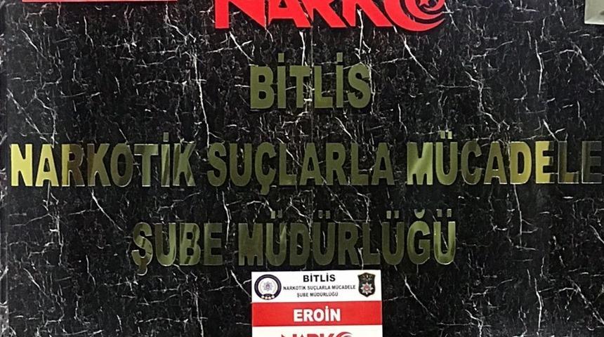 Bitlis&rsquo;te 3 milyon değerinde eroin ele ge&ccedil;irildi