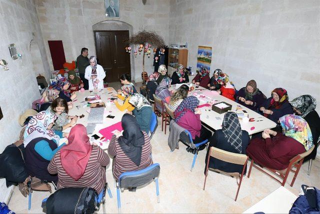 KAÇEM, kadınlara yönelik 3 farklı branşta kurs düzenledi