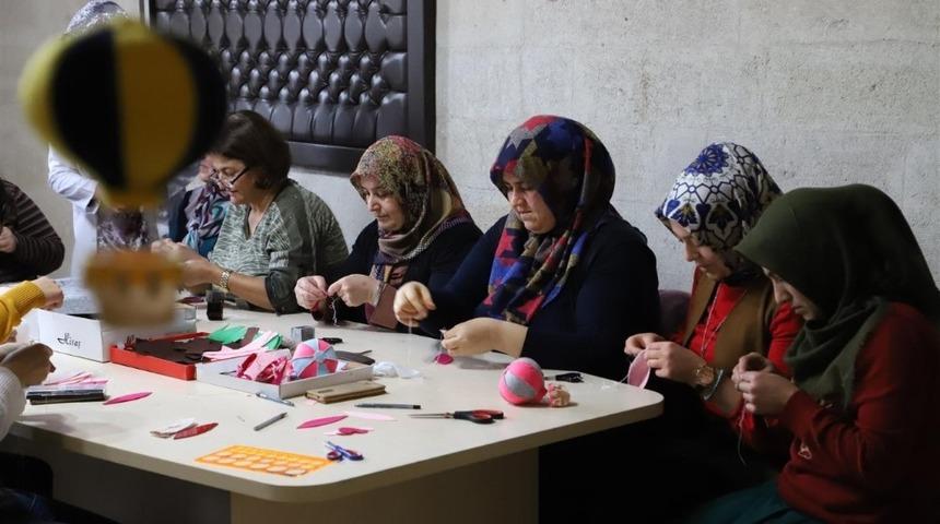 KA&Ccedil;EM, kadınlara y&ouml;nelik 3 farklı branşta kurs d&uuml;zenledi