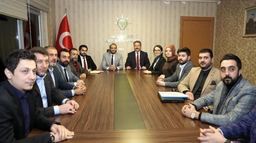 Başkan Palancıoğlu&rsquo;dan Melikgazi teşkilatına ziyaret