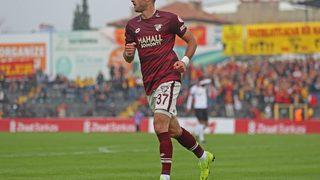 Göztepe Sokol Cikalleshi ile yolların ayrıldığını duyurdu