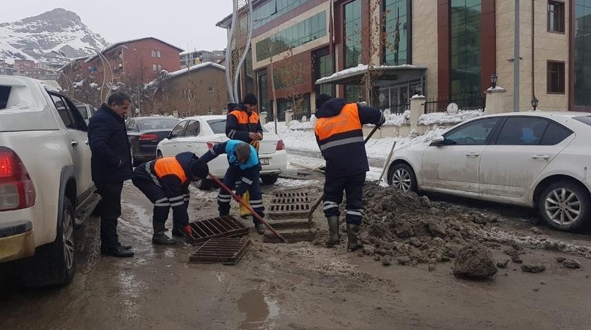 Dondurucu soğukta altyapı &ccedil;alışması