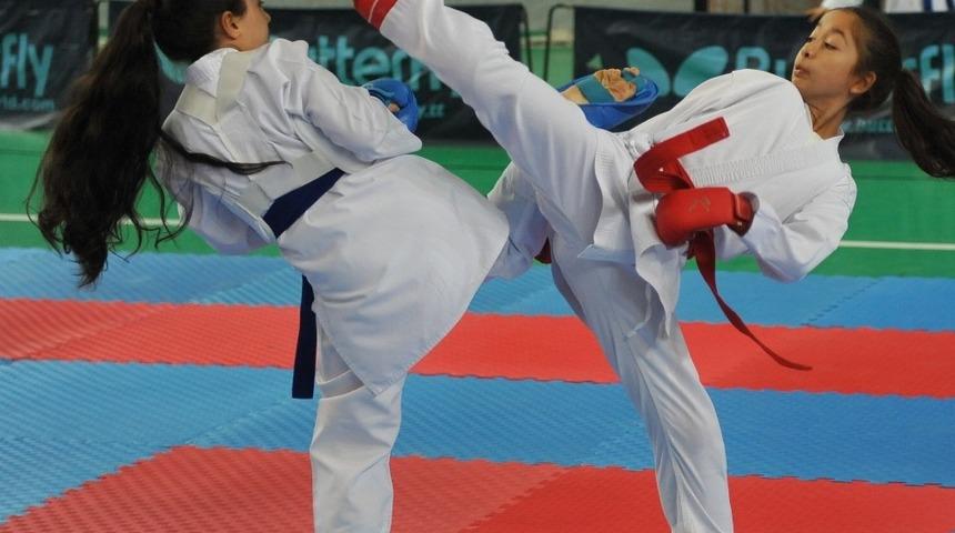 2019 Karate Karadeniz Fırtına Ligi&rsquo;nin ilk etabı Beşirli Spor Kompleksi&rsquo;nde ger&ccedil;ekleştirildi