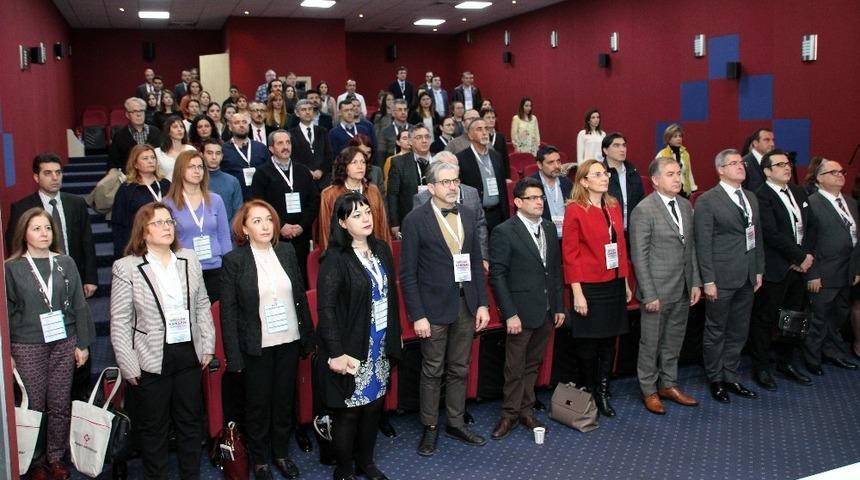 Başkent &Uuml;niversitesi&rsquo;nde "Akciğer Kanseri Sempozyumu"