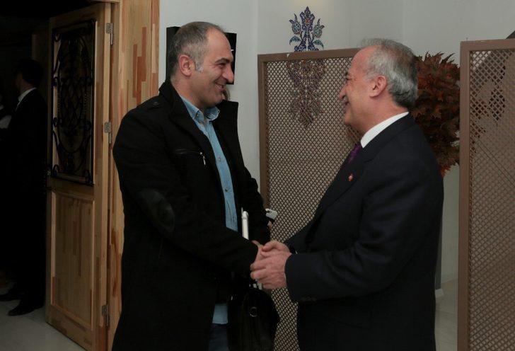 Rektör Çomaklı, gazeteciler ile yemekte buluştu G4