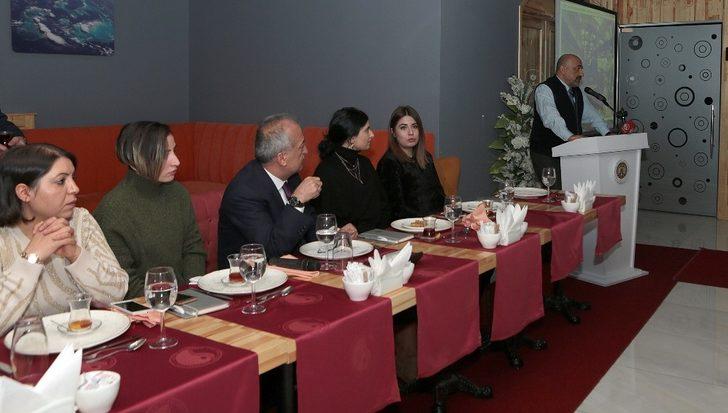 Rektör Çomaklı, gazeteciler ile yemekte buluştu G5