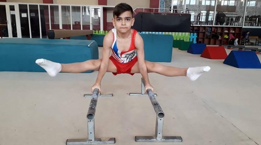 Kayseri Cimnastik&ccedil;iler Milli takım kampına davet edildi