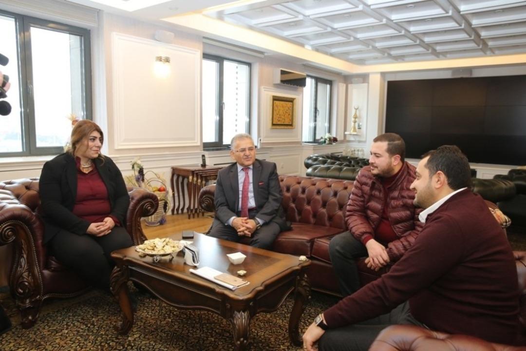 Başkan B&uuml;y&uuml;kkılı&ccedil;&rsquo;a ziyaret&ccedil;i akını