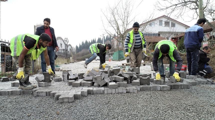 Başiskele&rsquo;de sokak &ccedil;alışmaları devam ediyor