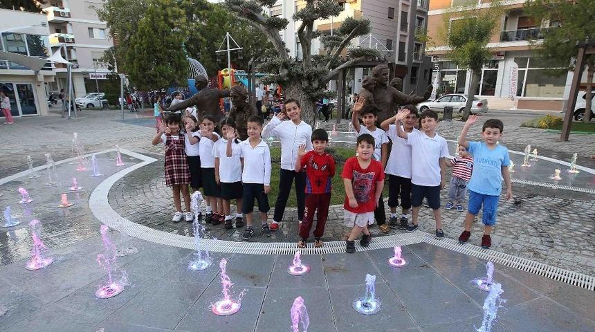 Karşıyaka&rsquo;da milyonluk arazi resmen &lsquo;park&rsquo; oldu