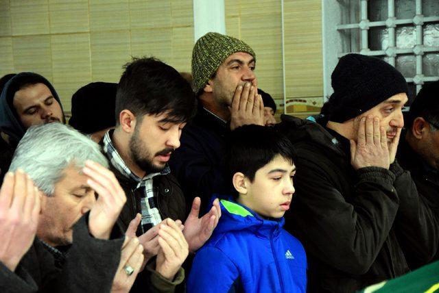 &Ouml;rdek avında &ouml;len Mesut Yıkılmaz da toprağa verildi 1