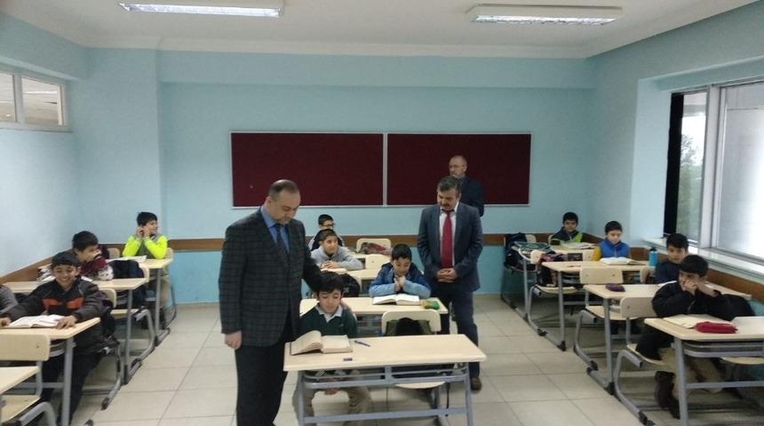 M&uuml;ft&uuml; Taş&ccedil;ı hafız adaylarını yalnız bırakmadı